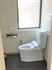 洋式トイレと手洗い設備