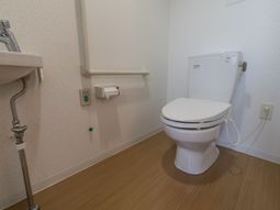 バリアフリートイレ