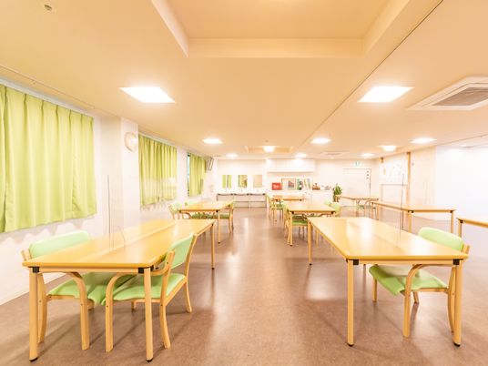 広々とした食堂