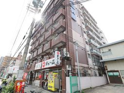 都市部のマンション外観