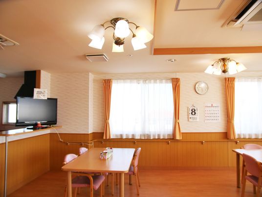 和やかな雰囲気の食堂