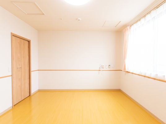 自然光が差し込む居室