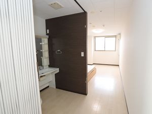 清潔な居室の内観