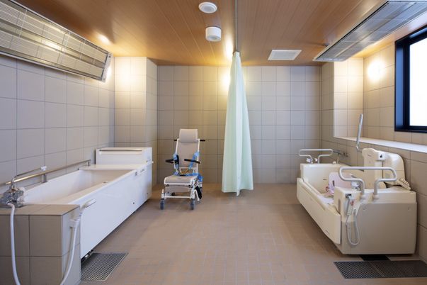 介助設備が整う浴室