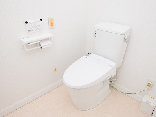 清潔なトイレ設備