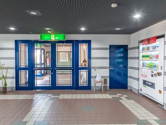 エントランスの自動扉