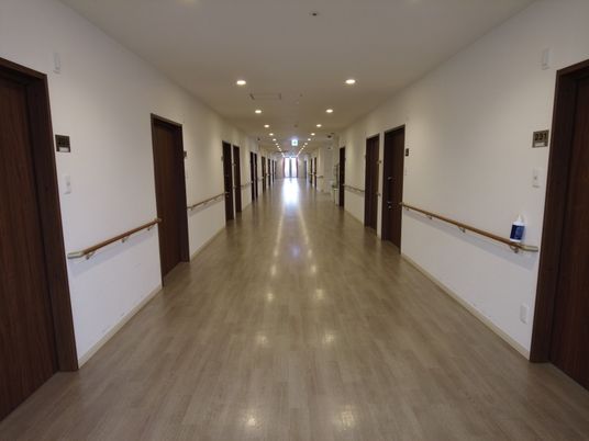 清潔感ある廊下