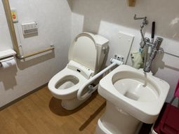 安全設計のトイレ