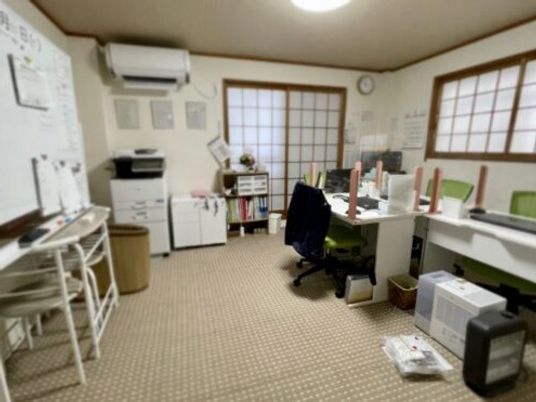 明るい理美容室  