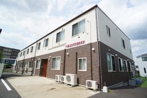 清潔な外観の建物