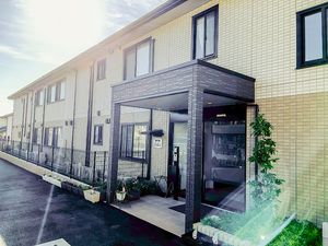 施設のエントランス