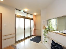 明るいエントランス