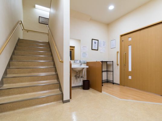 清潔な廊下の角