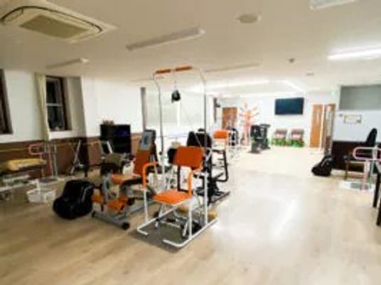 機能訓練室の運動器具  