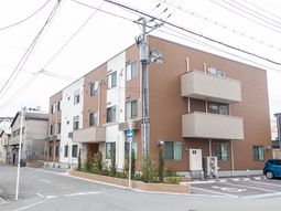 現代的な建物の外観