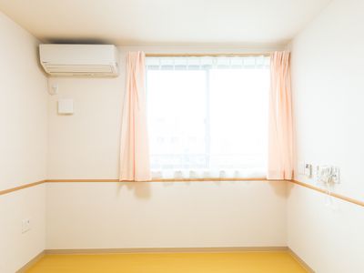 明るく清潔な居室空間