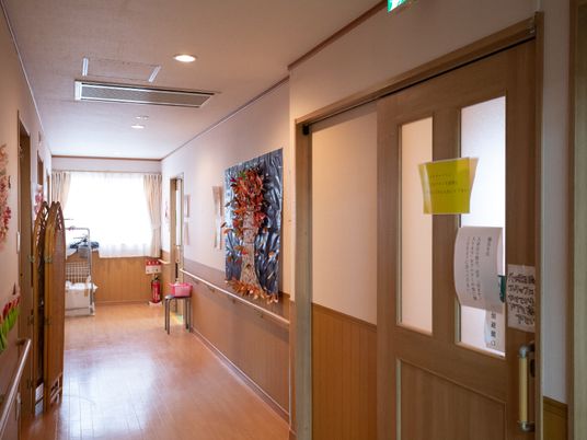 廊下と部屋の入口