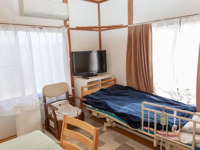 ナチュラルな光が差し込む居室