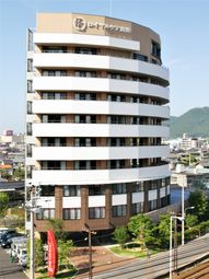 多階層の建物外観