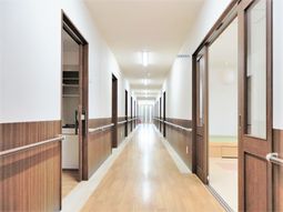 清潔感ある廊下