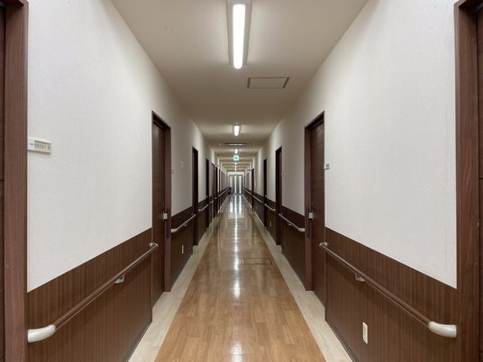温かみのある廊下