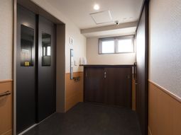 エレベーターホールの閑静な様子