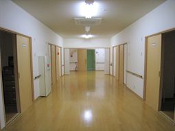 清潔な廊下の様子
