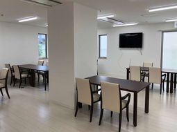 清潔な食堂空間