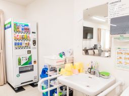 休憩スペースの自動販売機