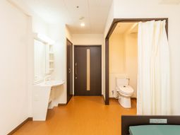 清潔感ある居室の一角