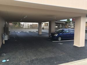 広々とした駐車場