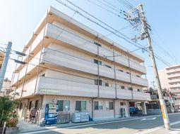 外観を示す建物の正面