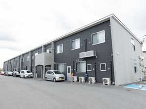 灰色の建物の外観