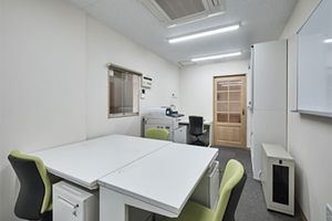 作業スペース内観
