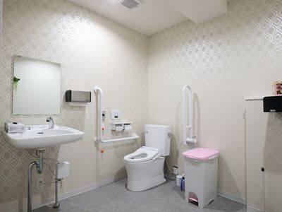 バリアフリー設計の洗面所
