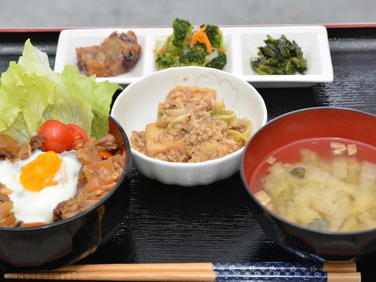 和風のバランス良い食事