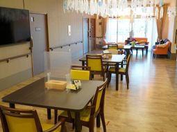 温かみのあるダイニング