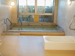 快適な設備が整った浴室