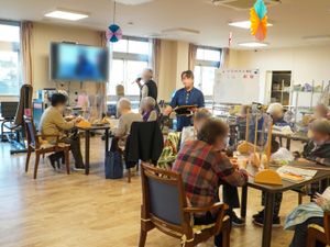 多様な活動の食堂