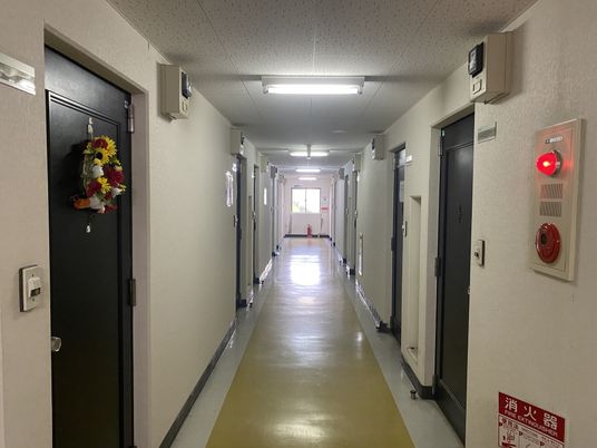 長い廊下