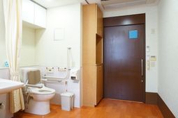 バリアフリートイレ付き居室