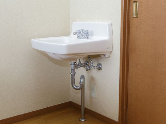 清潔な洗面台のアップ