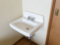 清潔な洗面台