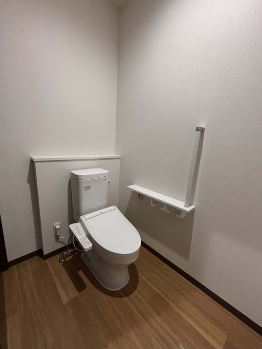 シンプルなトイレ空間