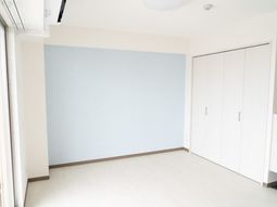 シンプルな居室空間