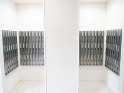 明るいロッカールーム