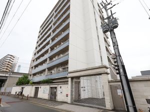 高層建築の外観