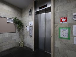 エレベーター前の空間