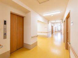 温もりのある廊下