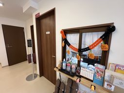 ドア周辺の飾り
